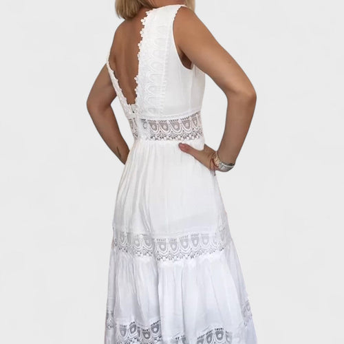 Μαρία Βουκουρέστι | Boho-chic ελαφρύ φόρεμα
